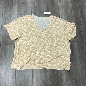 American Eagle outfitters plus size floral vneck top size xl new with tags XL